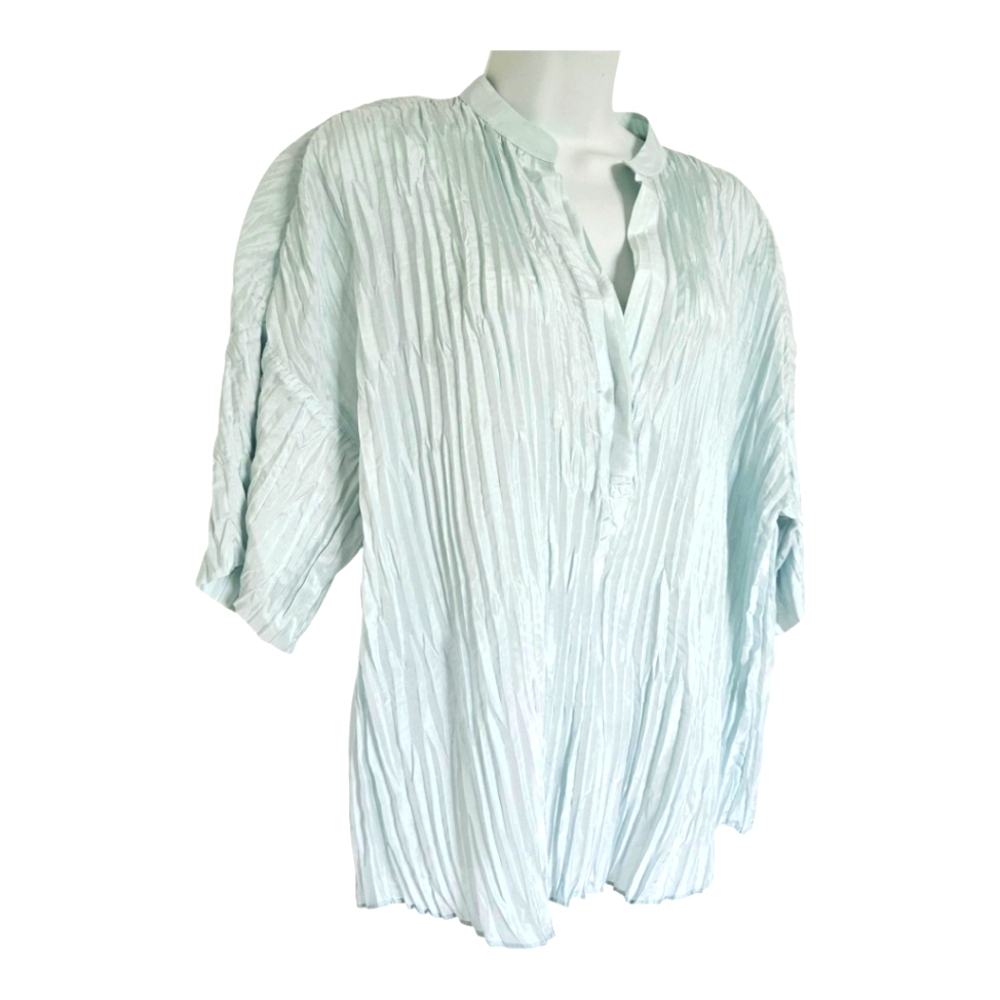 VINCE Blouse Shirt Blue Crushed Pleated Top 100% Silk Women Size M EXCELLENT - Picture 2 of 11